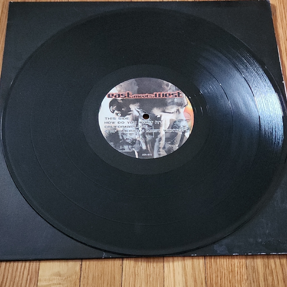 East Meets West 2PAC and Notorious B.I.G. Biggie Vinyl Record
